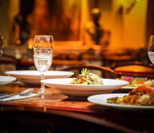 10 Key Elements of a Great Restaurant Ad