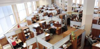 6 Things to Consider Before Accepting Employee Relocation Offers