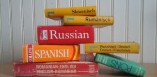 Difference Between Immersion vs. Submersion in Language Learning