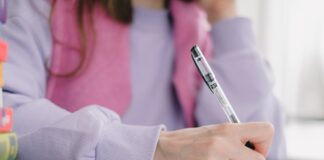 Effective Strategies for Conducting and Incorporating Research in Paper Writing