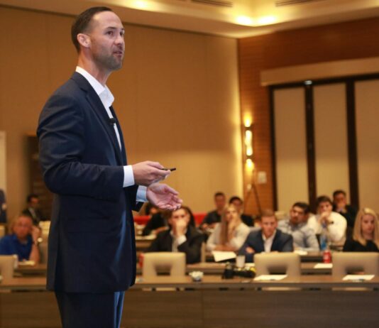 Essential Steps to Become a Certified Team Coach in 2024