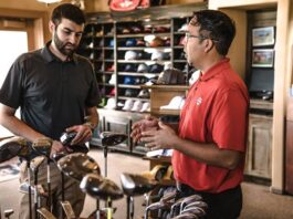 Customer-Centric Retail: Personalization and Loyalty Programs