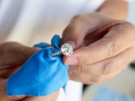 3 Tips for Caring for a Moissanite Engagement Ring at Home