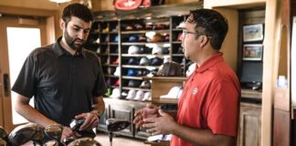 Customer-Centric Retail: Personalization and Loyalty Programs