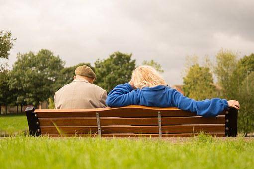 Worthwhile Gifts to Give to a Retiring Guru