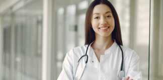 Why Study Medicine: Benefits of Becoming a Doctor