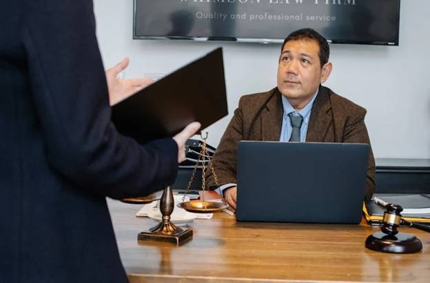 5 Tips for Choosing the Best Personal Injury Lawyer