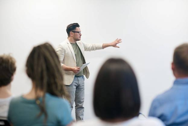 Educational Leadership - 6 New Roles for Leaders of Today