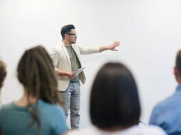 Educational Leadership - 6 New Roles for Leaders of Today