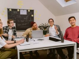 7 Ways to Get Your Business Organized