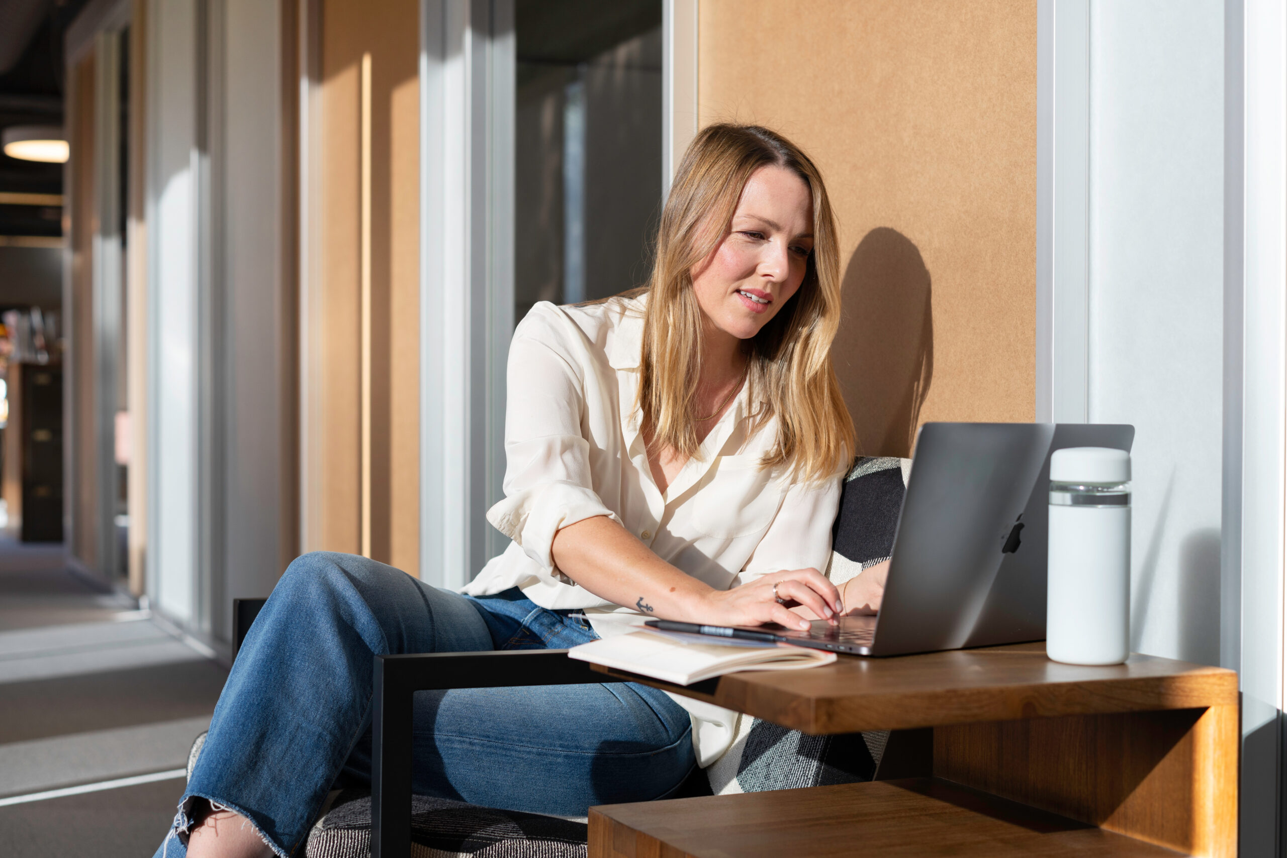 Navigating Payment Terms: A Guide for Hiring Contractors for Your Project