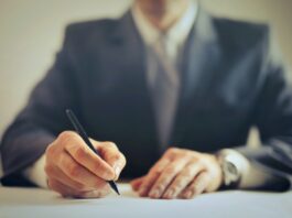 What to Look for When Choosing a Criminal Defense Lawyer