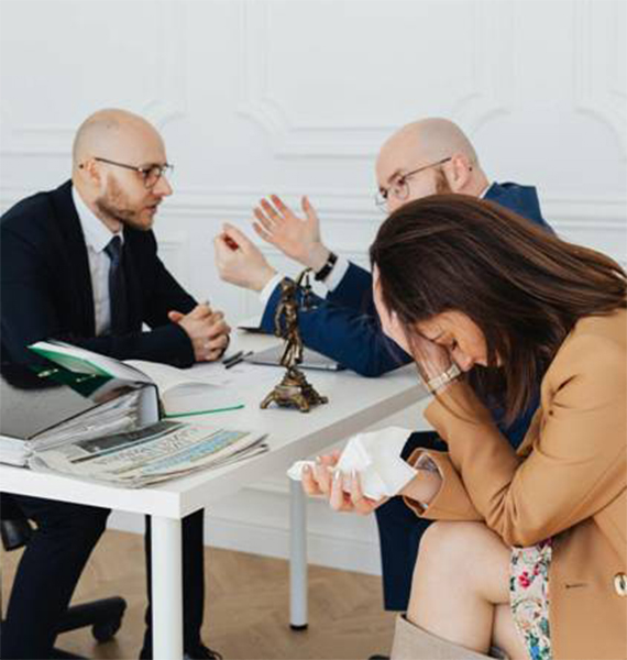 The Benefits of Hiring a Local Queens Attorney for Car Accident Claims

