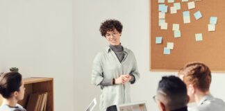 Tips for Teaching Leadership Skills