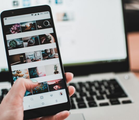 Why Videos are Crucial for Social Media